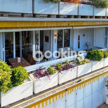 Apartamento Petunias Apartament Per 6 Persones Amb Piscina Comunitaria A Politur, A 10 Minuts De Cala Rovira