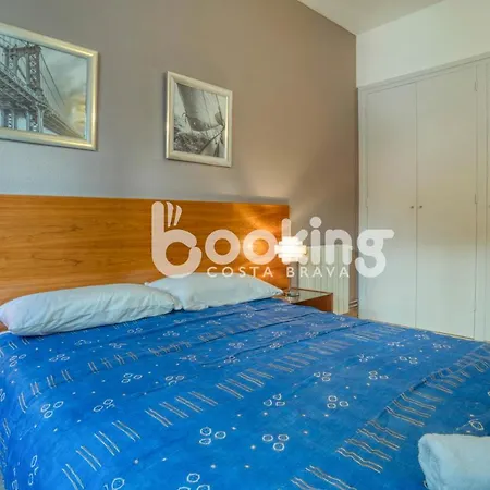 Apartamento Petunias Apartament Per 6 Persones Amb Piscina Comunitaria A Politur, A 10 Minuts De Cala Rovira Platja d'Aro (Playa de Aro)